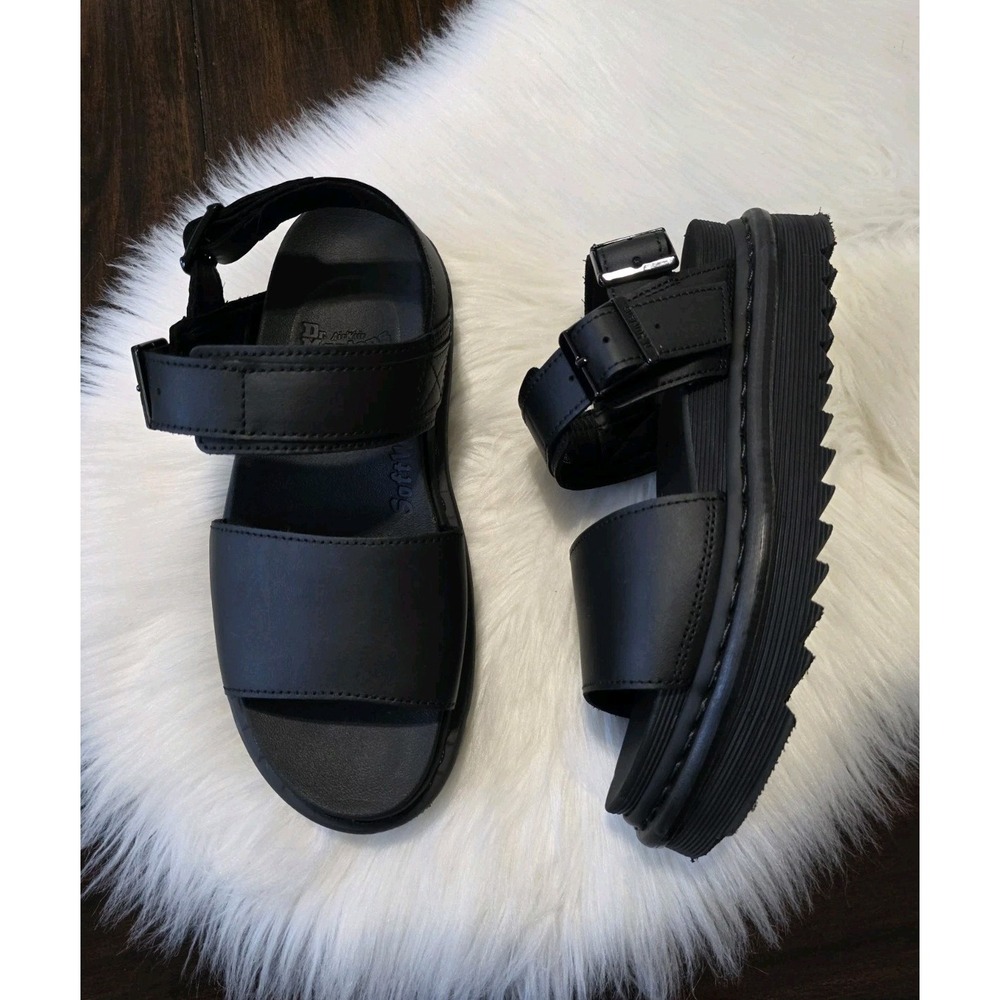 Dr. Martens Voss Sandals Women's Size 7 Black Leather Chunky Platform